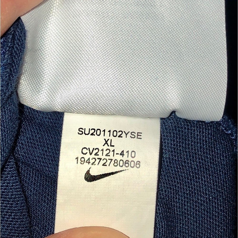 ☄️Nike 🇺🇸 Navy Blue Flag Stripe Tank Top - Picture 8 of 8